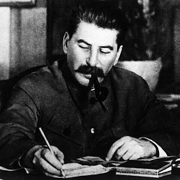 &trade;&clubs;&trade; -L-e-v-, ������, 80 ���