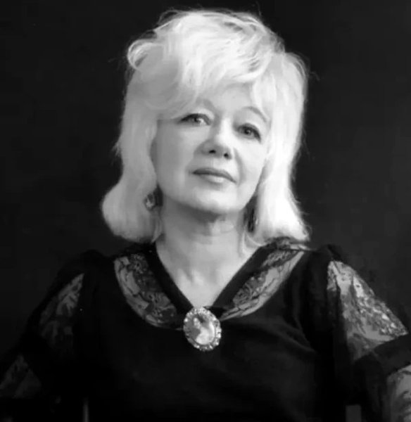 Людмила Александровна Шагалова — советская актриса. Народная артистка РСФСР (1977). Лауреат ...