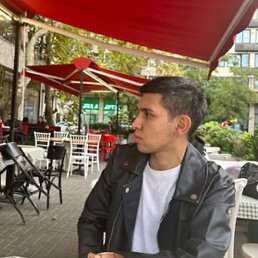 Emil, , 24 