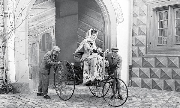     Benz Patent-Motorwagen, . 1886.