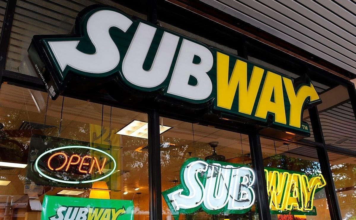 Subway   .        ...