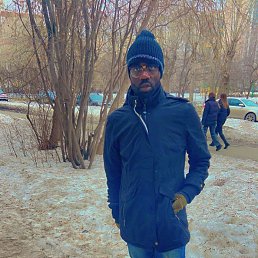 Moustapha, 36, 