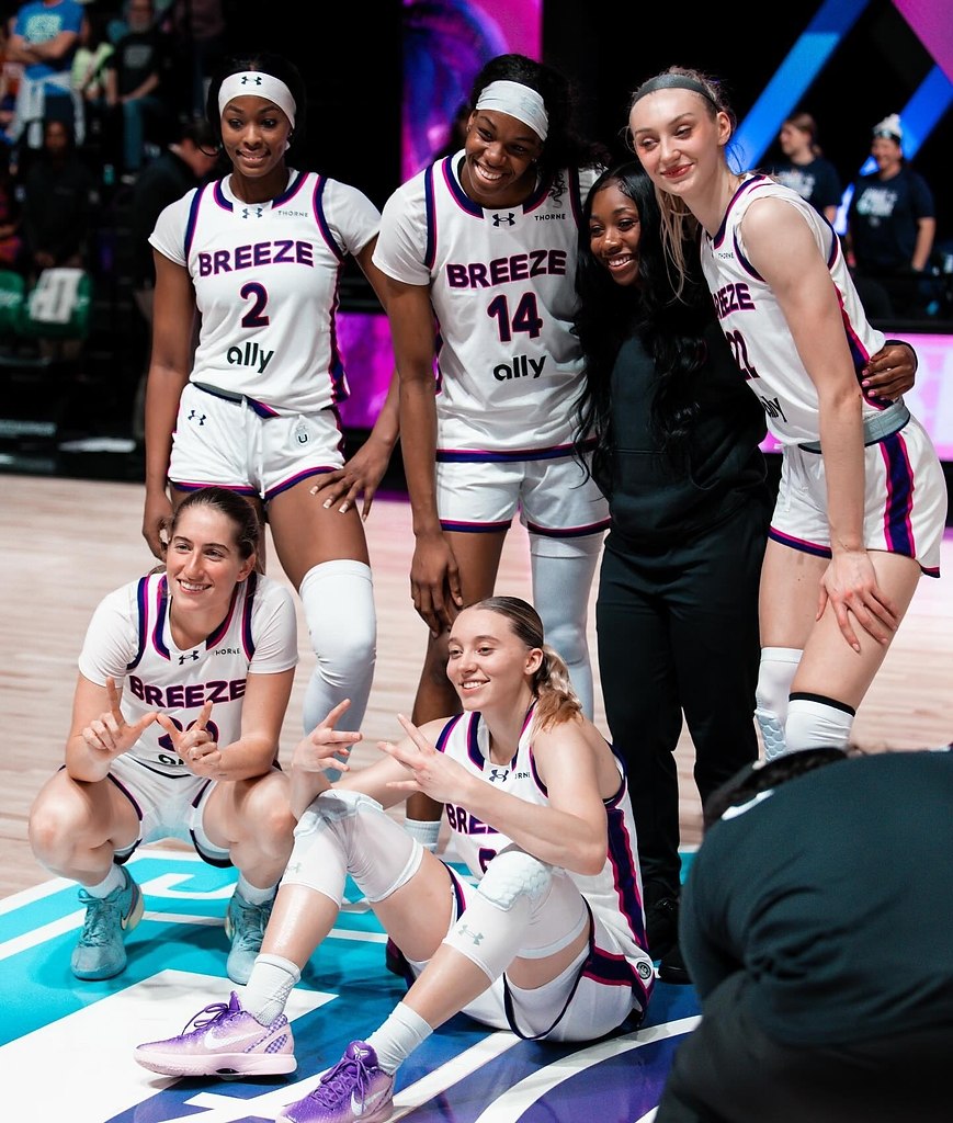 ������ ����� �������, WNBA, Unrivaled.#girls@we_love_basketball - 3