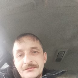 Garik, 41, 