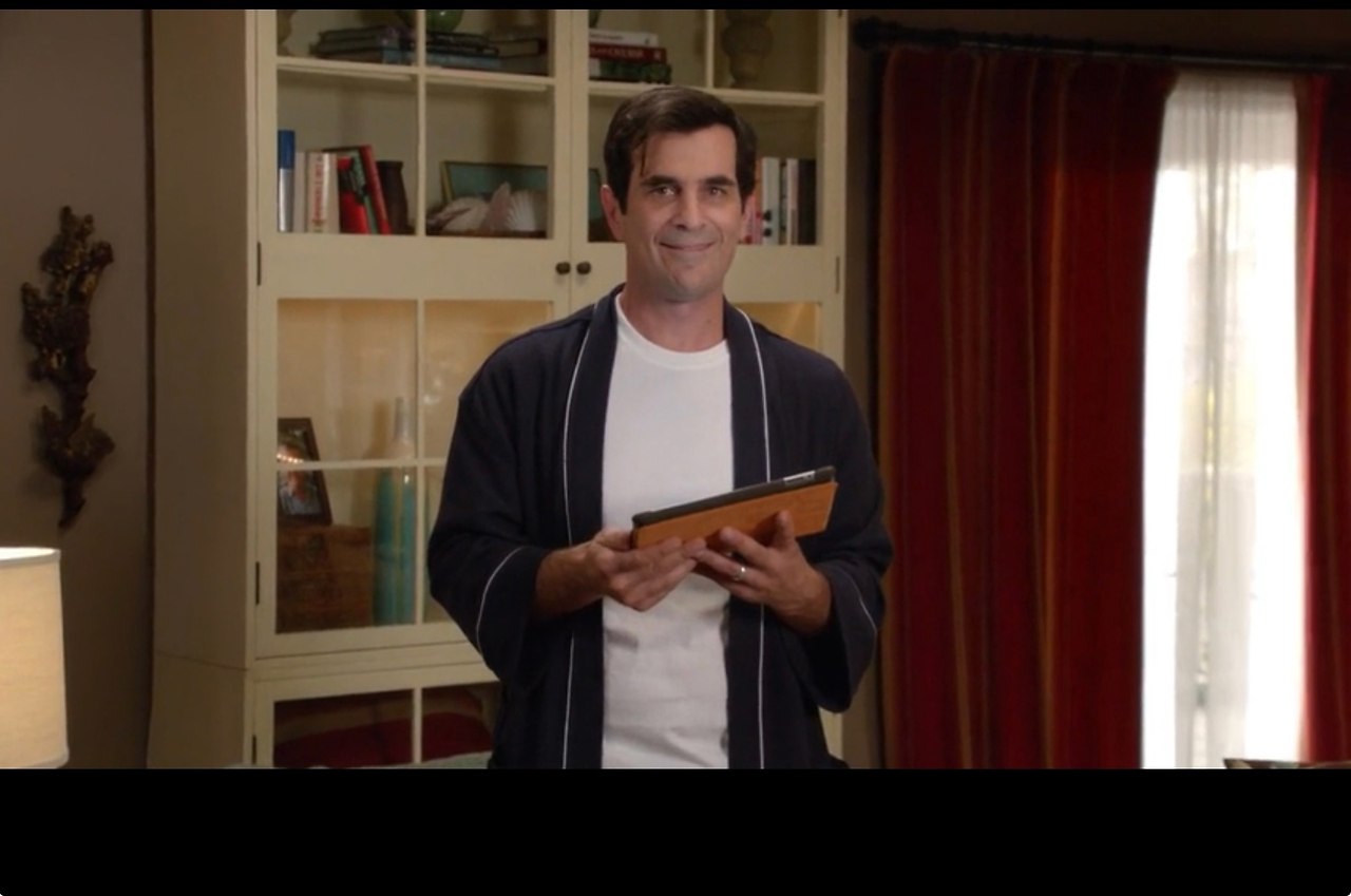 Modern Family /  , 2009  2020.s04e08 - 3