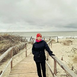 Olga, 54, 