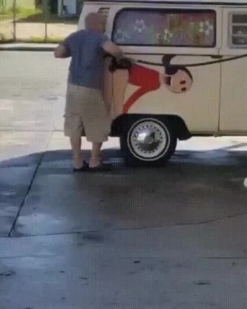 GIF Preview